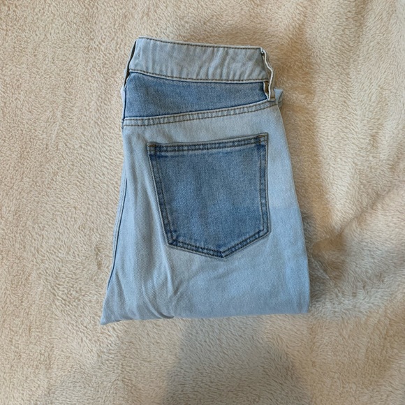 Jeans - Picture 2 of 3